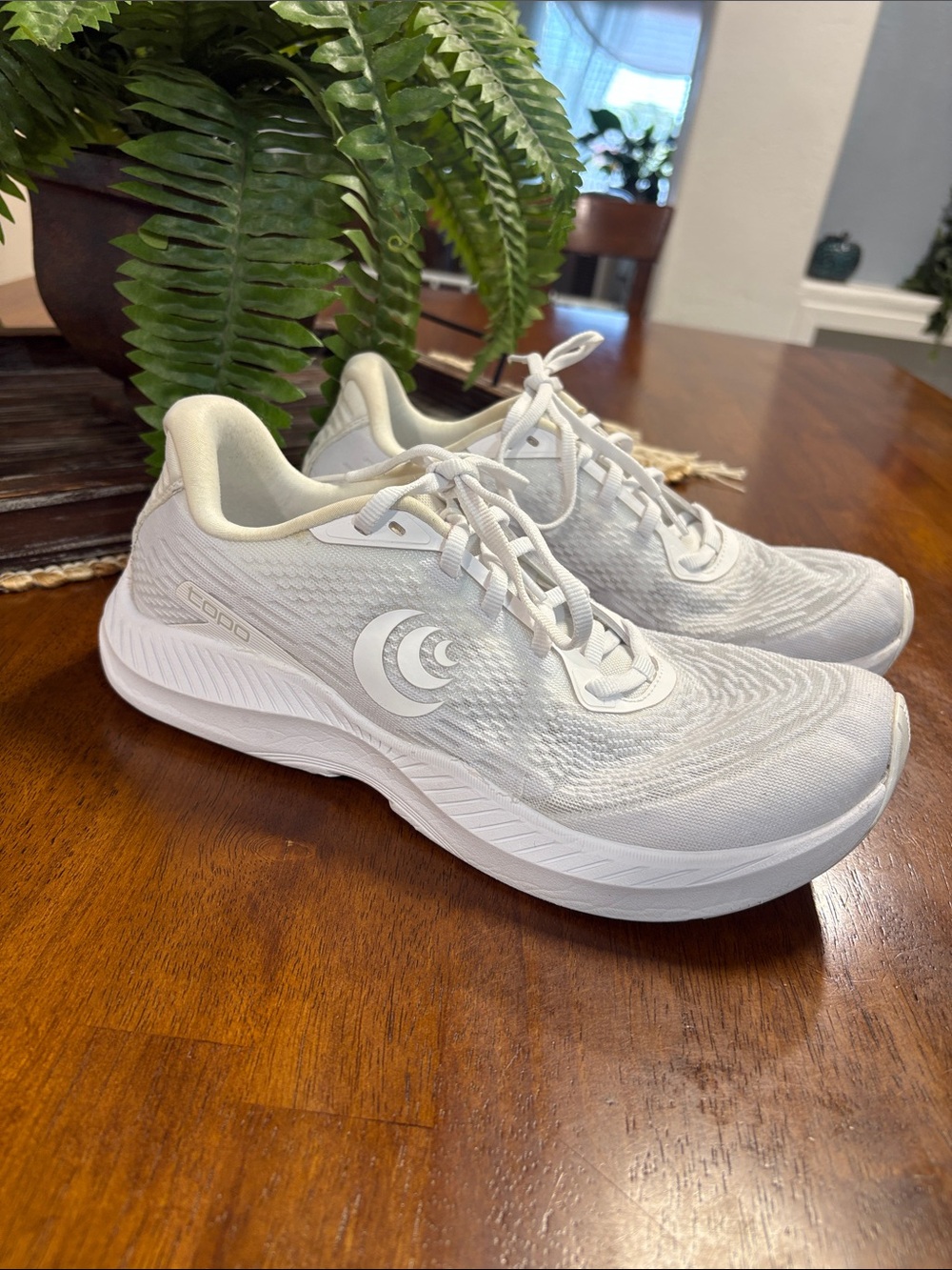 White Women’s Athletic Running Shoes - Lightweight Cushioned Sneakers